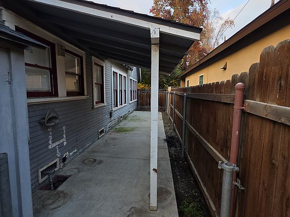4th image of 2731 San Emidio St