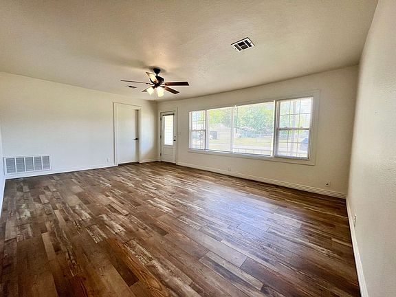 4th image of 617 S 12th St