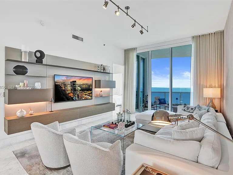 16001 Collins Ave #3406 — Photo 3