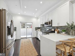 1327 S Hollywood St, Philadelphia, PA