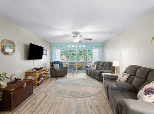 1560 NE 12th Terrace #D9, Jensen Beach, FL 34957