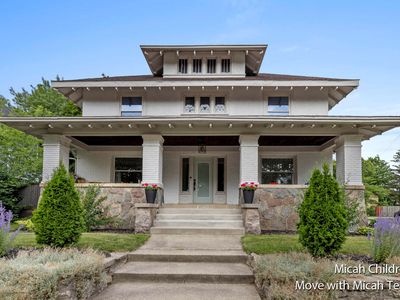 1927 Plainfield Ave NE, Grand Rapids, MI, 49505