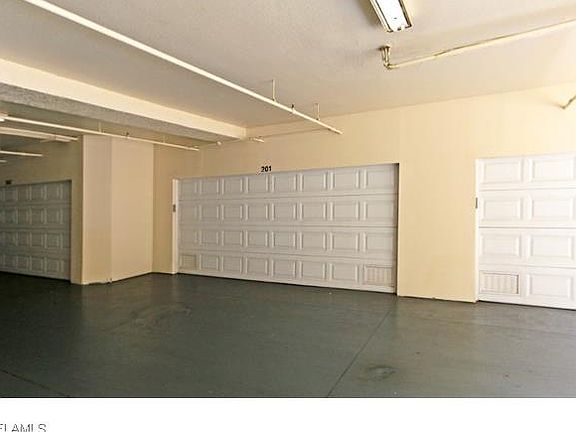 3rd image of 4843 Hampshire Ct APT 201