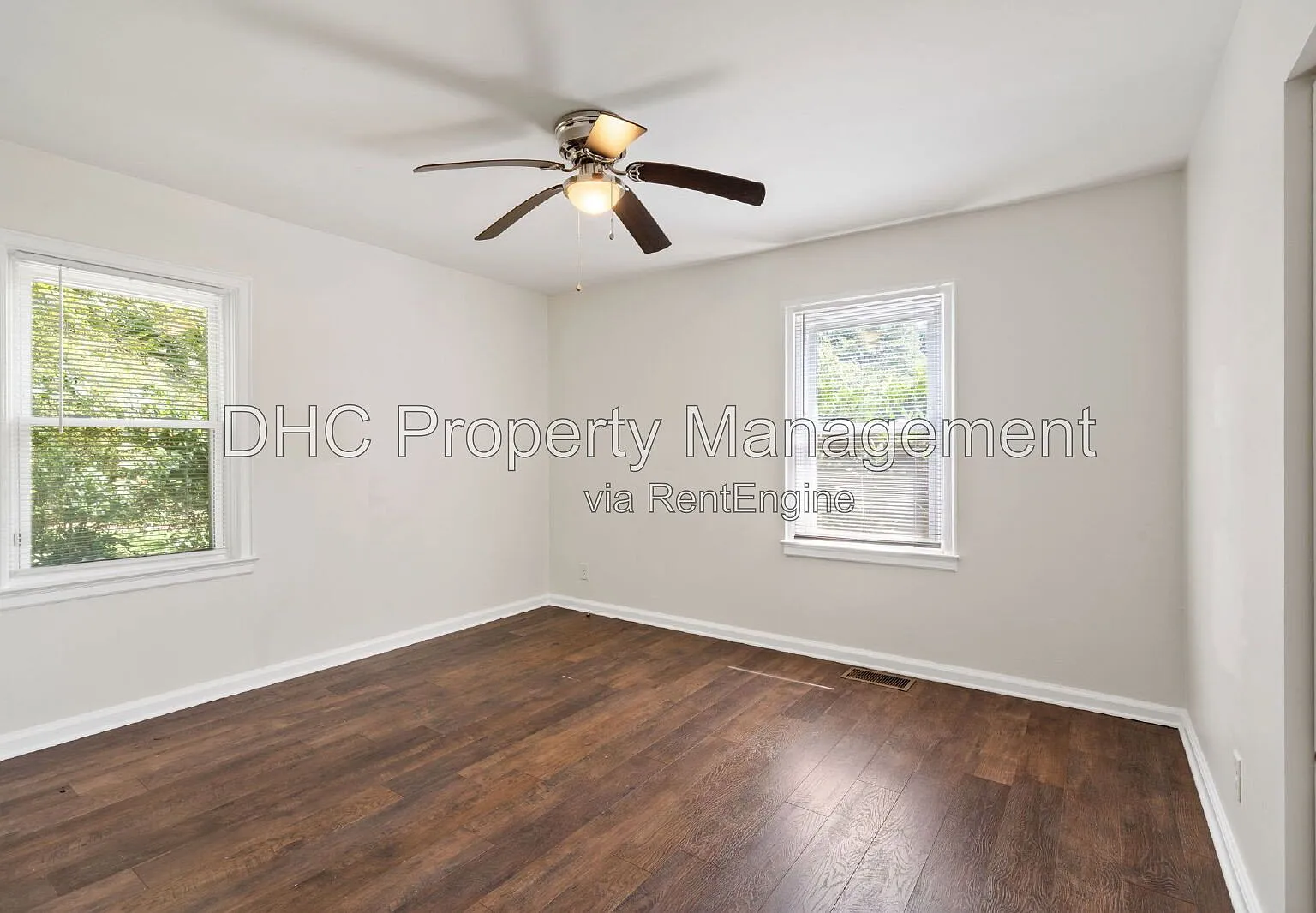 4 bed, 2.0 bath, 1500 sqft, $2,250 — Photo 4