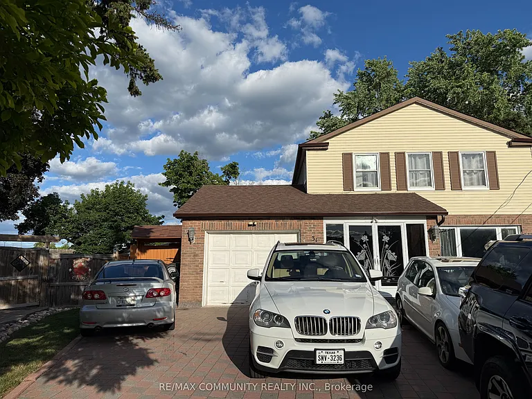 31 Friar Tuck Rd #LOWER — Photo 1