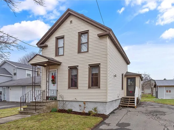 81 E 10th St, Oswego, NY 13126