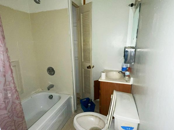 philadelphia-pennsylvania-2067578747 picture