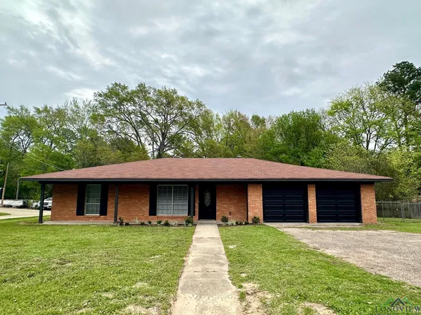 712 N White Oak Rd, White Oak, TX 75693