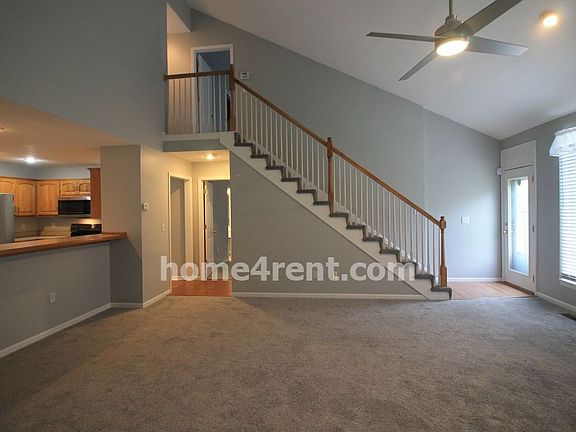 4th image of 14827 Floyd St