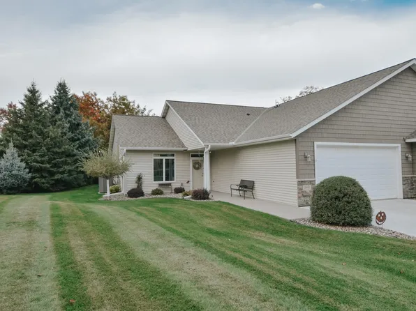 2840 Pine Ridge Blvd, Red Wing, MN 55066