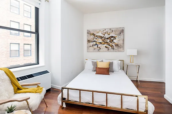 Sold by Compass | media 5