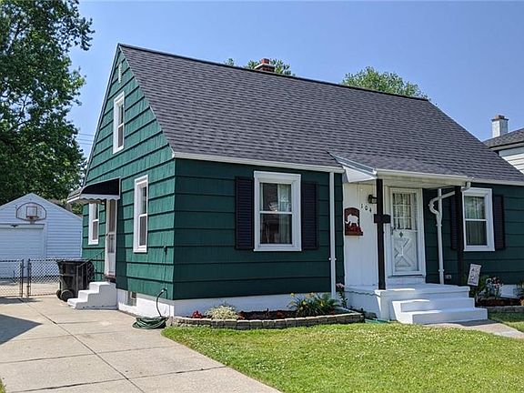 2nd image of 104 Kenview Ave