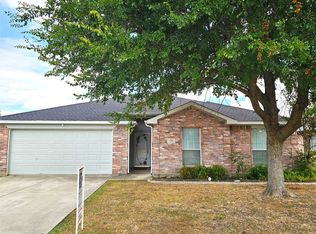 428 Penny Ln, Burleson, TX 76028