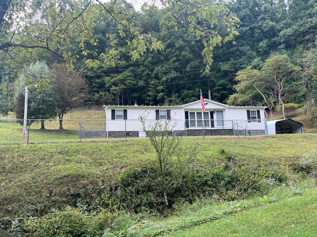 1241 Holland Creek Rd - Property Image