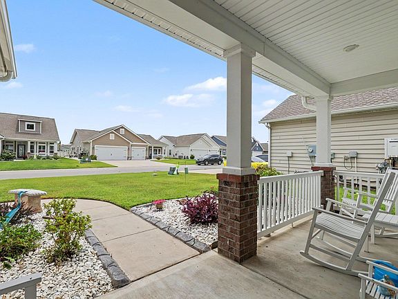 2nd image of 1108 Harbison Circle