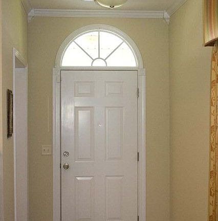 2nd image of 125 Elmwood Dr