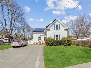 9 Conant St, Beverly, MA 01915