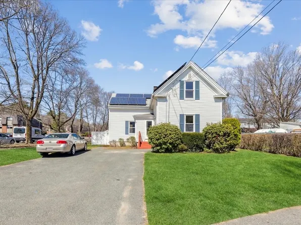 9 Conant St, Beverly, MA 01915