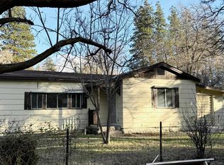 19130 Brookside Ave, Weed, CA 96094