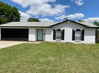 324 NW Summercrest Blvd, Burleson, TX 76028