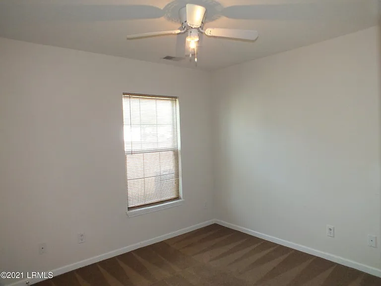 255 Colony Dr — Photo 15