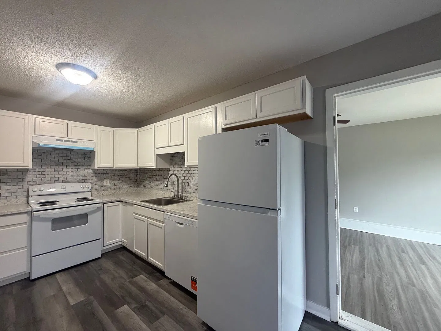 3315 Red Fox ~ Deerfield — Photo 3