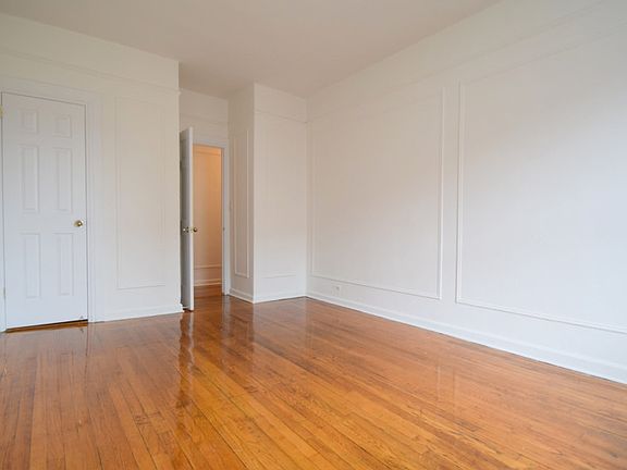 Noonan Towers - Bedroom - NTCR-6 Line