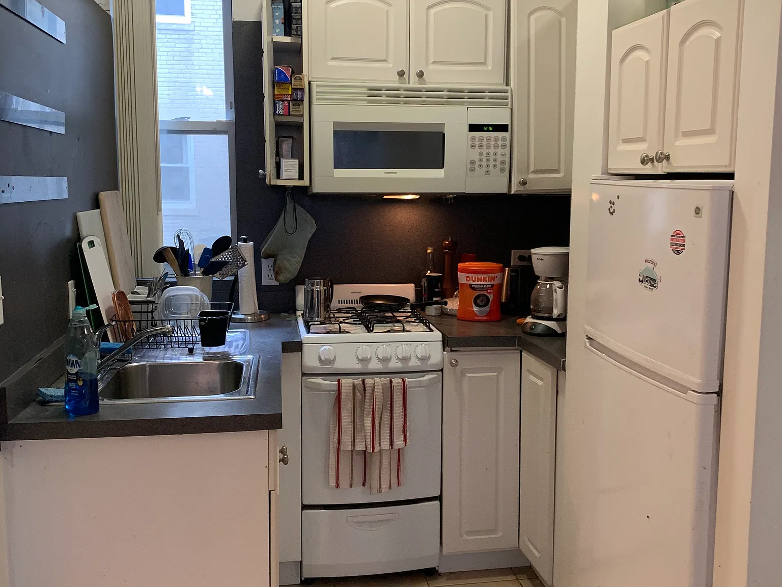 2 bed, 999 sqft, $3,800 — Photo 2