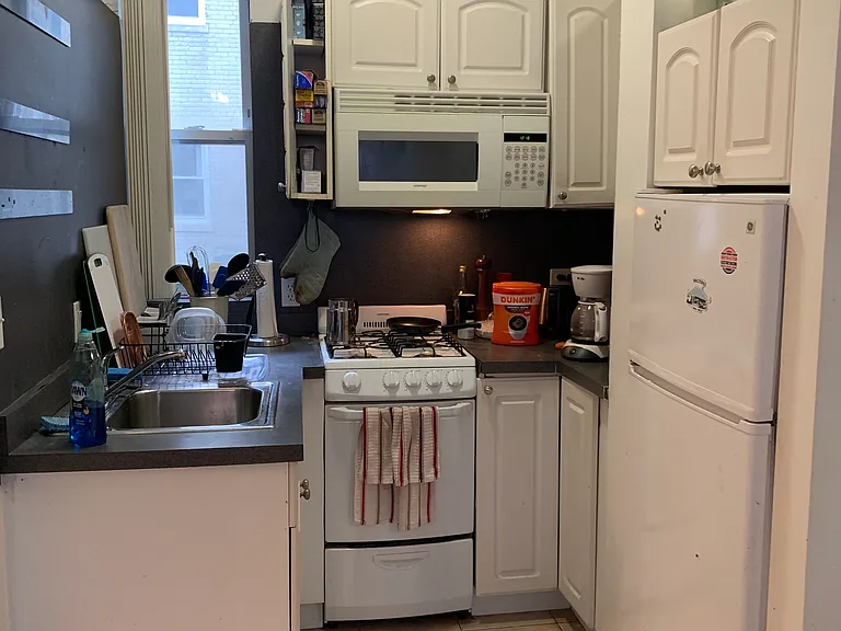 149 Park Dr #10 — Photo 2