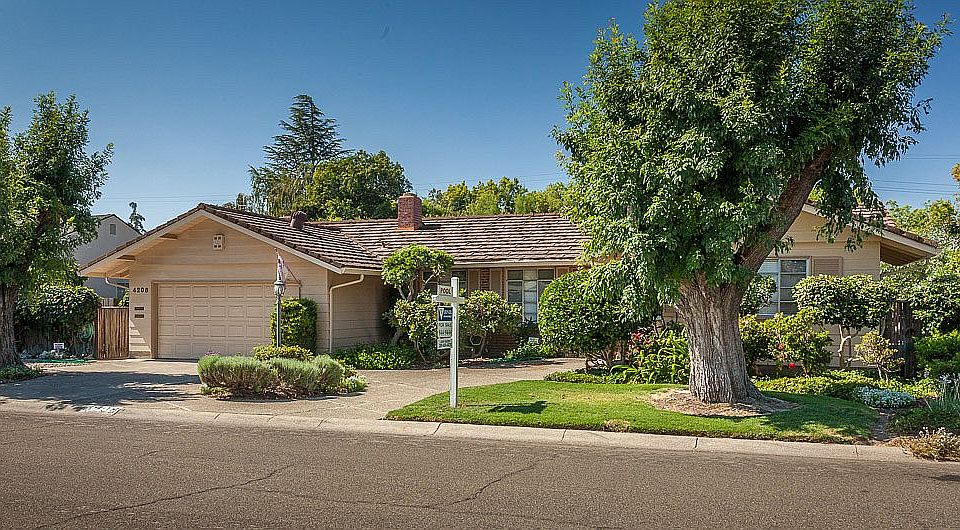 1st image of 4208 W Yacht Harbor Dr