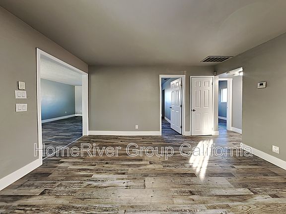 3rd image of 6340 Hermosa St APT B