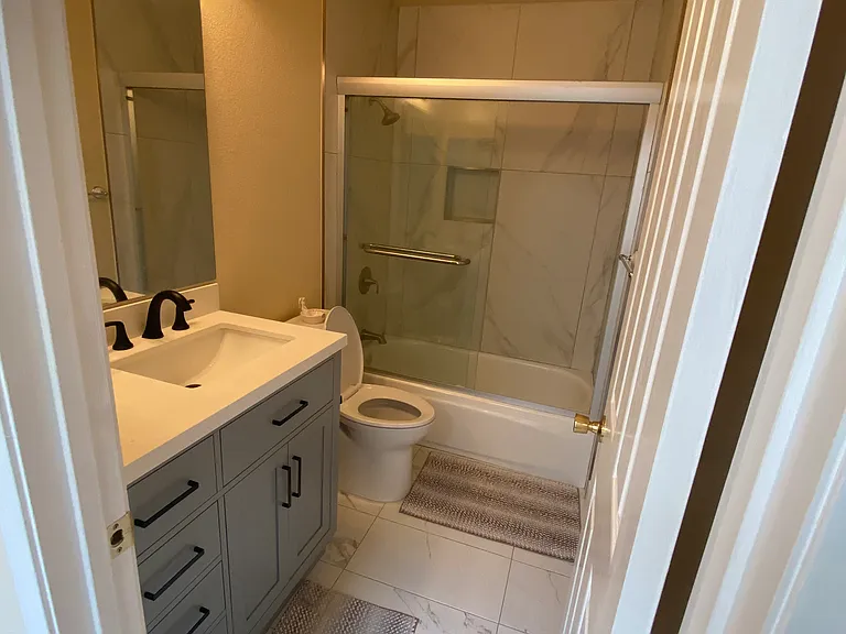 Middle Bath
