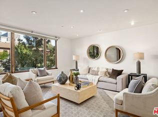 1825 Fox Hills Dr APT 202, Los Angeles, CA 90025