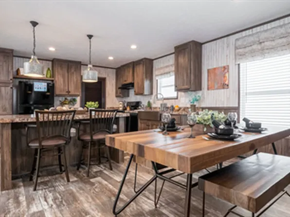 Clayton 82 River Bluff Estates Plan, River Bluff Estates