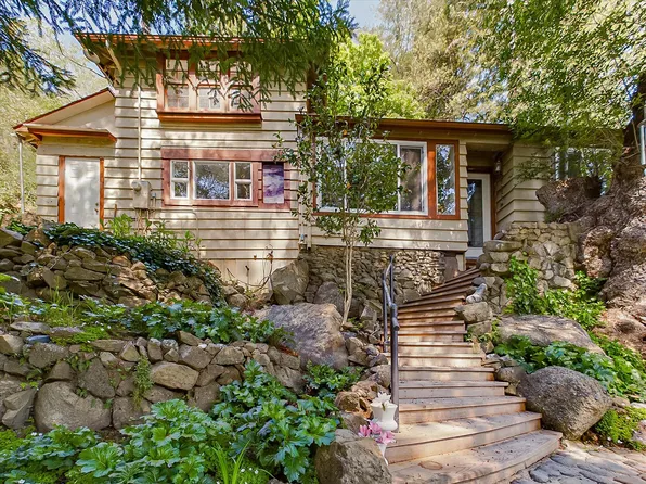 7418 Benbow Dr, Garberville, CA 95542