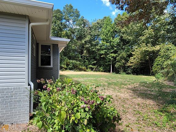 3rd image of 2315 Talmadge Dr