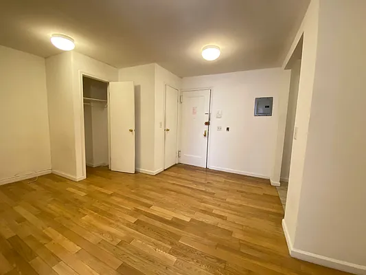 Rented by Best Apartments North Inc | media 26