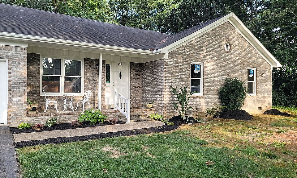 1st image of 2819 Edward Dr