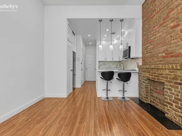 519 East 87th Street image 2 of 11