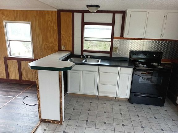 2nd image of 39 Etta May Dr #39