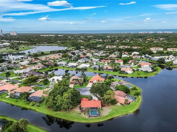 28820 Trenton CT, BONITA SPRINGS, FL 34134