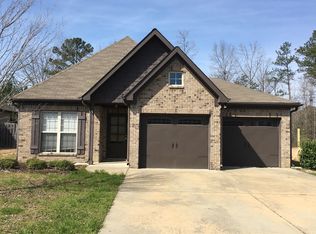 1094 Emerald Ridge Dr, Calera, AL 35040