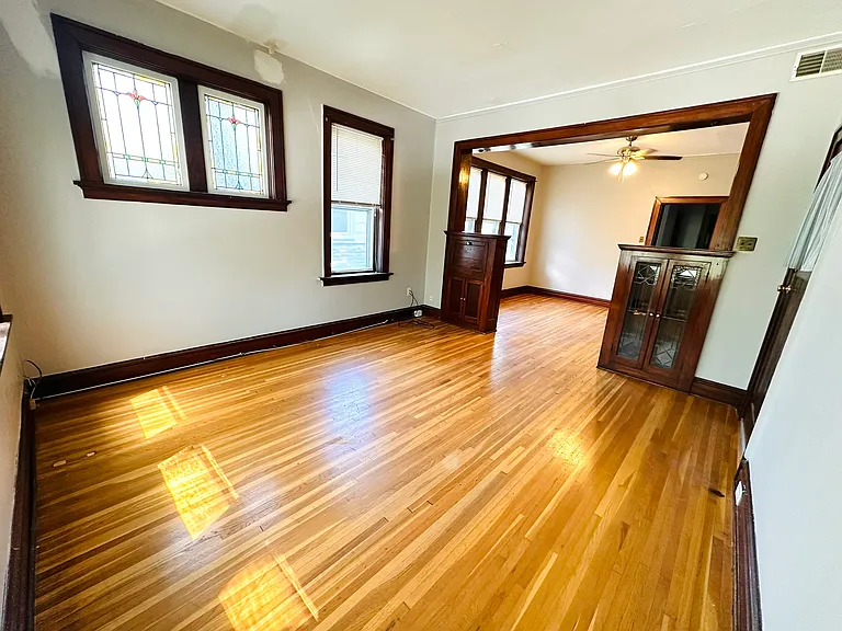 2516 Bellevue Ave #2N — Photo 2