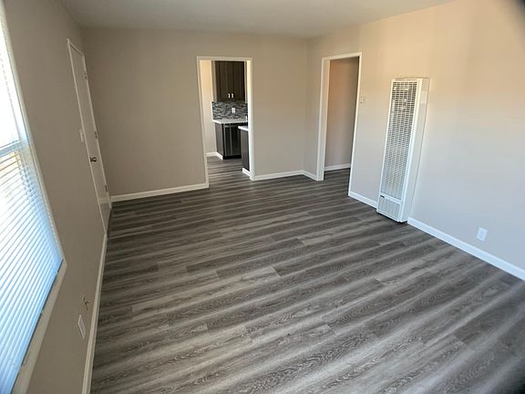 3rd image of 4245 Stanley Blvd #8