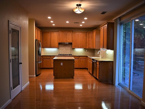 5th image of 4179 Torrazzo Way