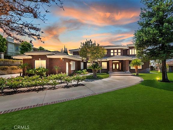 2nd image of 6975 Wyndham Hill Dr