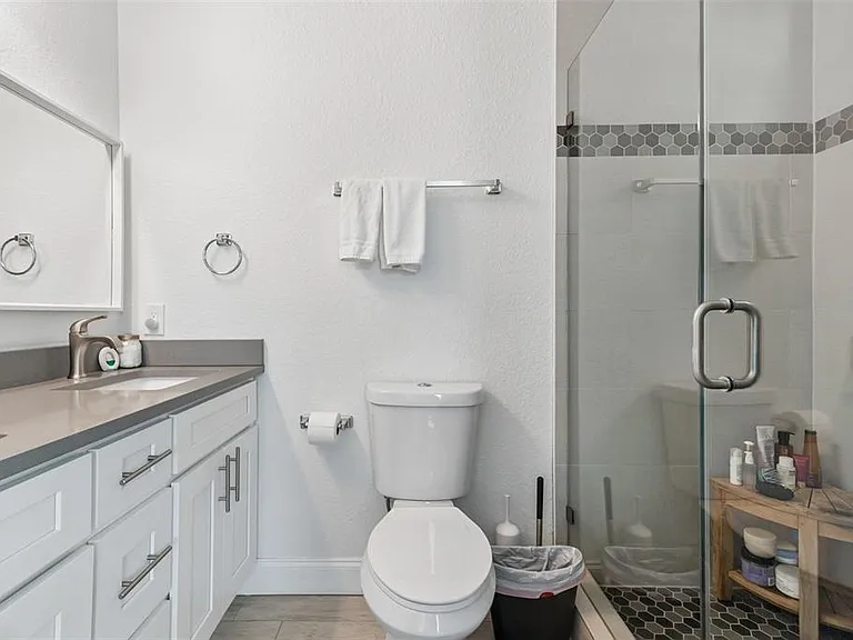 2113 W Cass St #2 — Photo 33