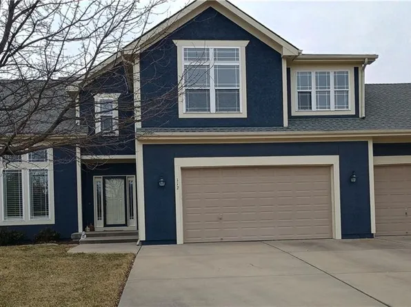 112 S Westglen Dr, Raymore, MO 64083