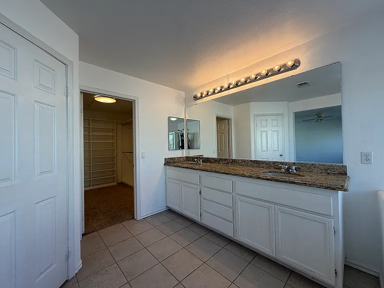 13152 River Oaks Dr — Photo 38