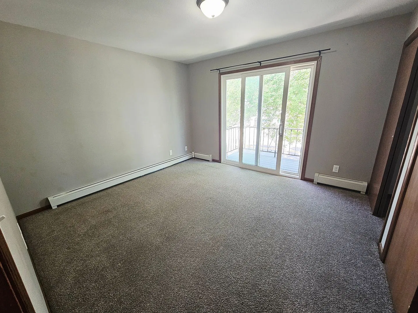 121 W Interstate Ave — Photo 4
